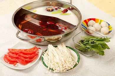 《星空之海》新预告短片展示实机荒野探索＆战斗